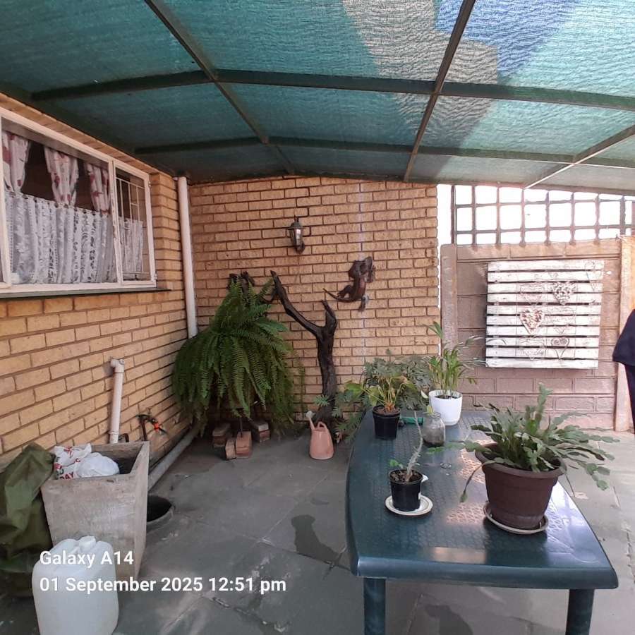 3 Bedroom Property for Sale in Bodorp North West